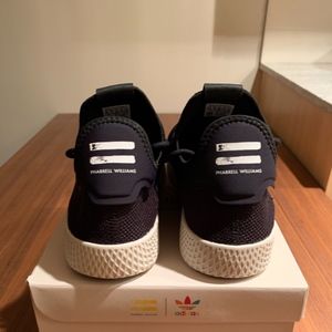 Adidas Pharrell Williams Tennis Hu Shoes